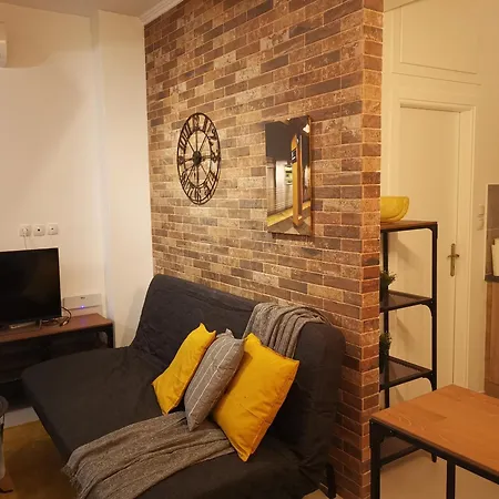 Appartamento Cozy Next To Acropolis & Plaka Atene