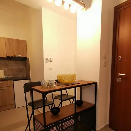 Cozy Next To Acropolis & Plaka Apartment